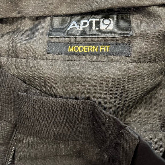 Black APT. 9, Modern Fit, mens dress pants in almost new condition! - Picture 4 of 4